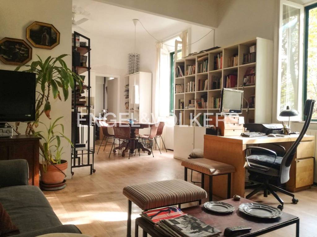Vendita Appartamento Roma. Quadrilocale in viale di Trastevere. Da ...