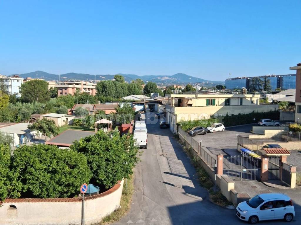 Trilocale via Giovanni Silvestri, Tor Vergata, Roma