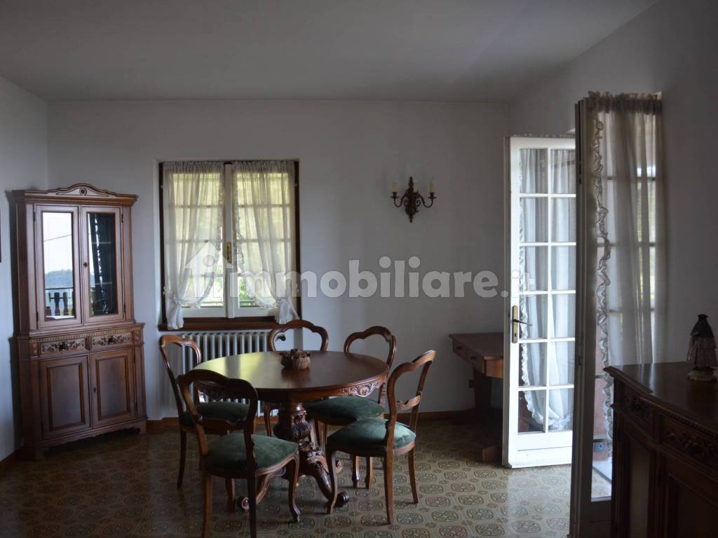 Salone