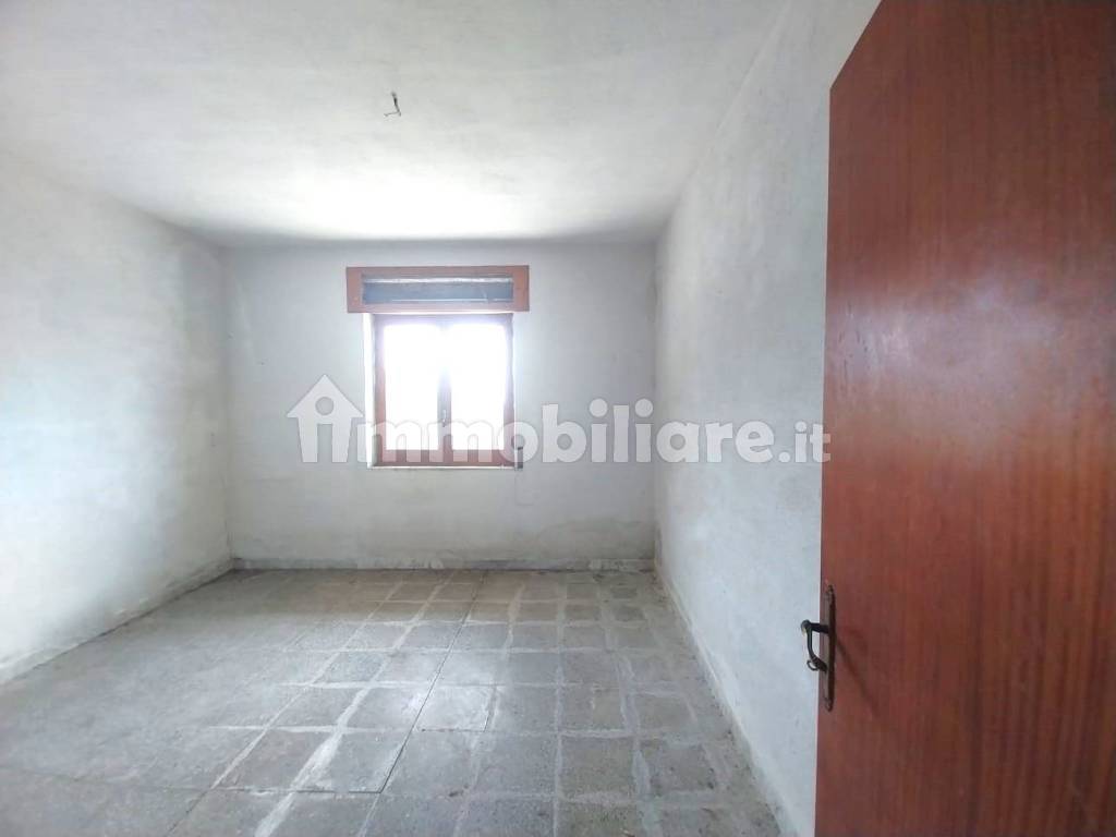 Stanza non arredata