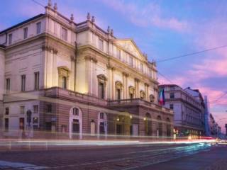 Attico piazza della Scala, Scala - Manzoni, Milano