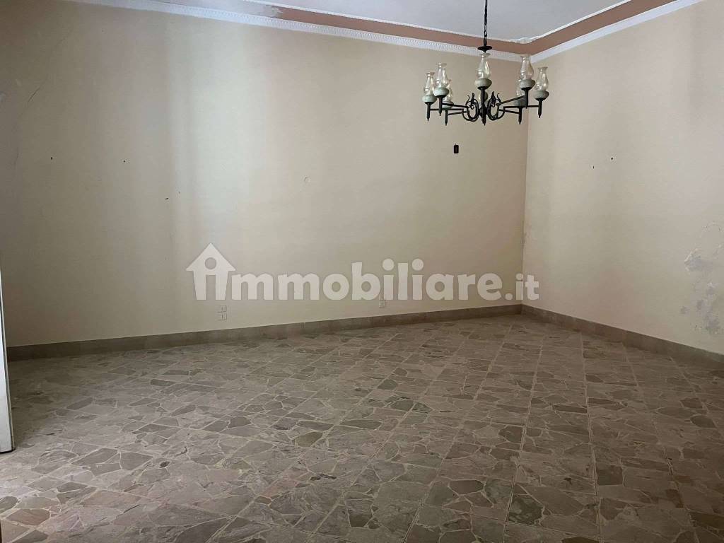 Stanza non arredata