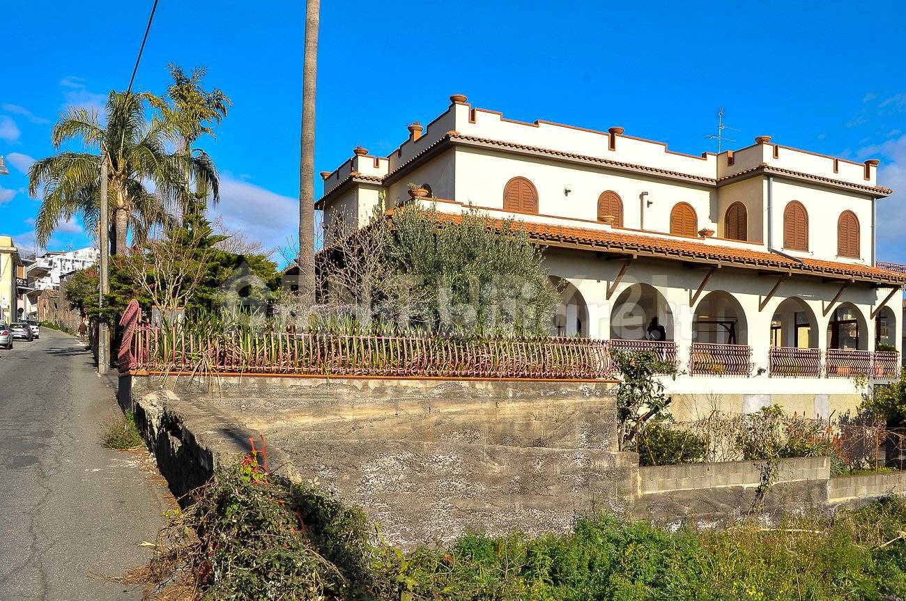 Villa in vendita a Giarre