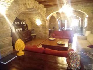 Salone