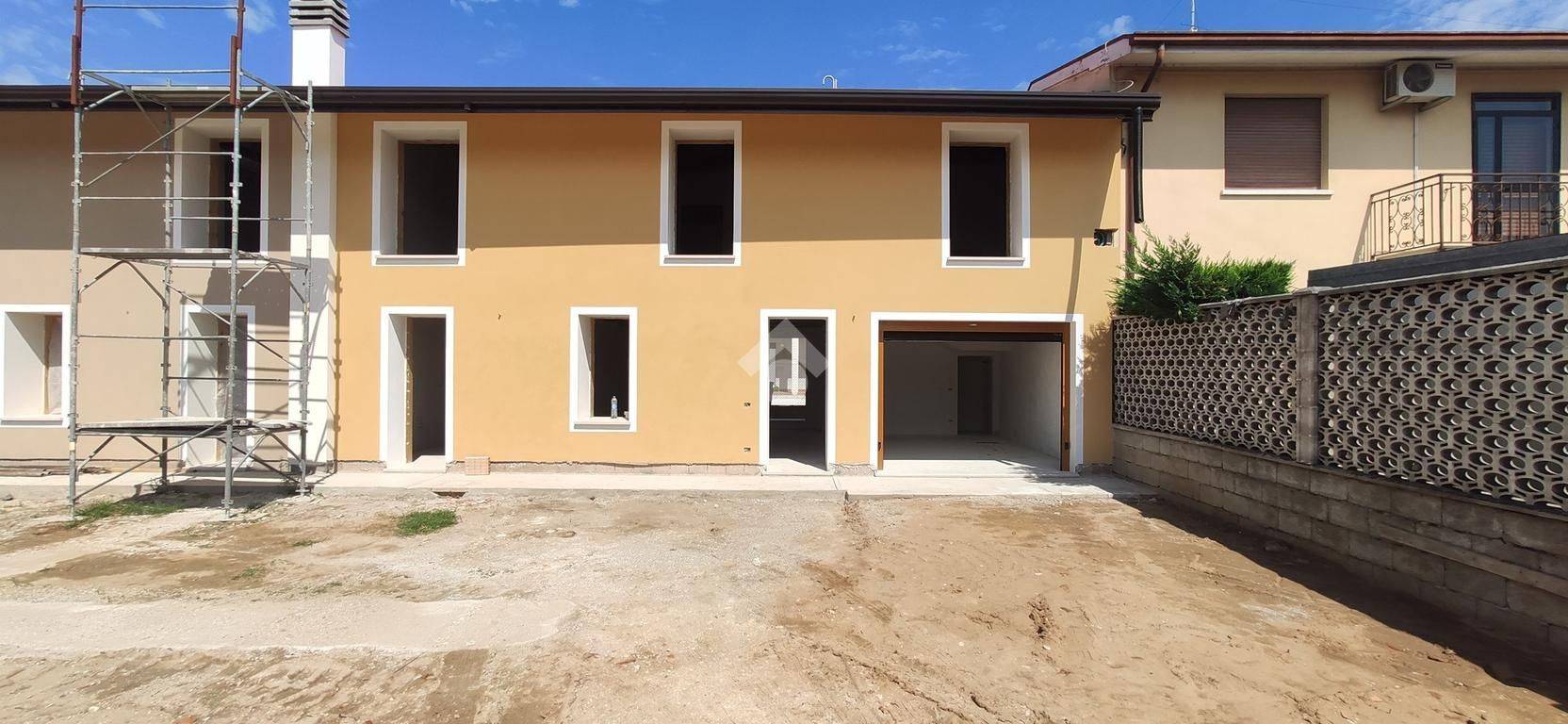 Villa in vendita a Cerea