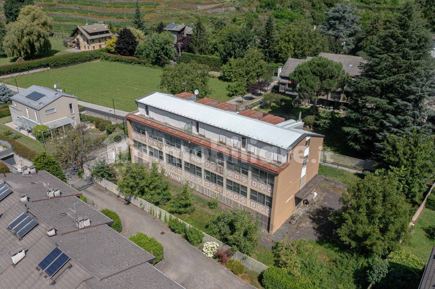 Palazzo - Edificio in vendita a Montagna in Valtellina