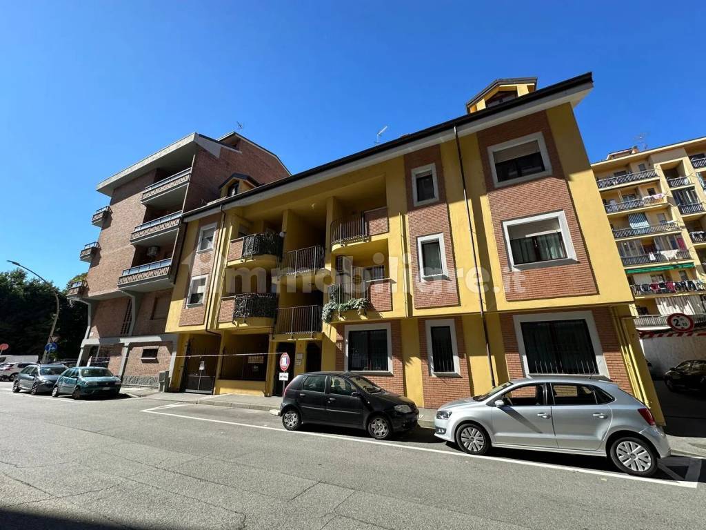 Vendita Appartamento Chivasso. Quadrilocale in via Calandra, 5. Buono ...