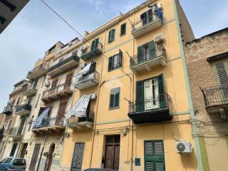 4-room flat via Arcivescovo Alfano 17, Settecannoli, Palermo