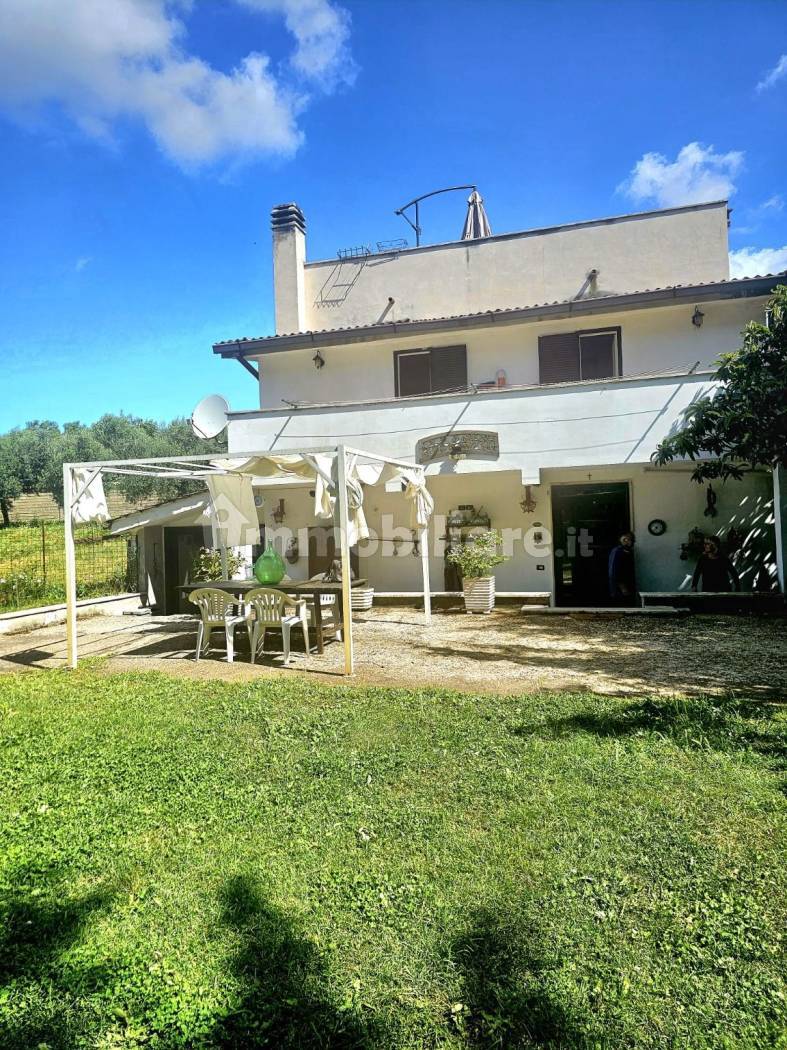 Villa in vendita a Roma