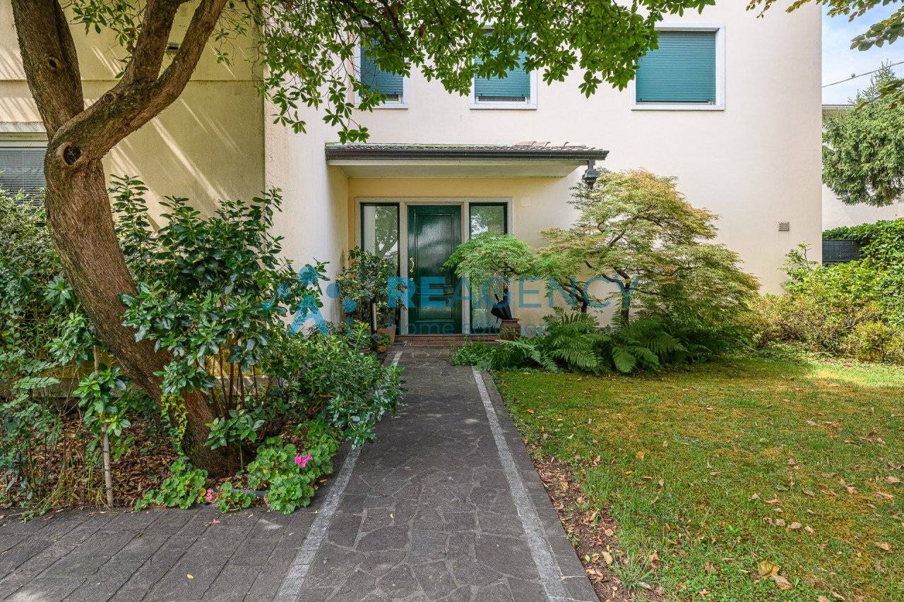 Casa indipendente in vendita a Cornedo Vicentino