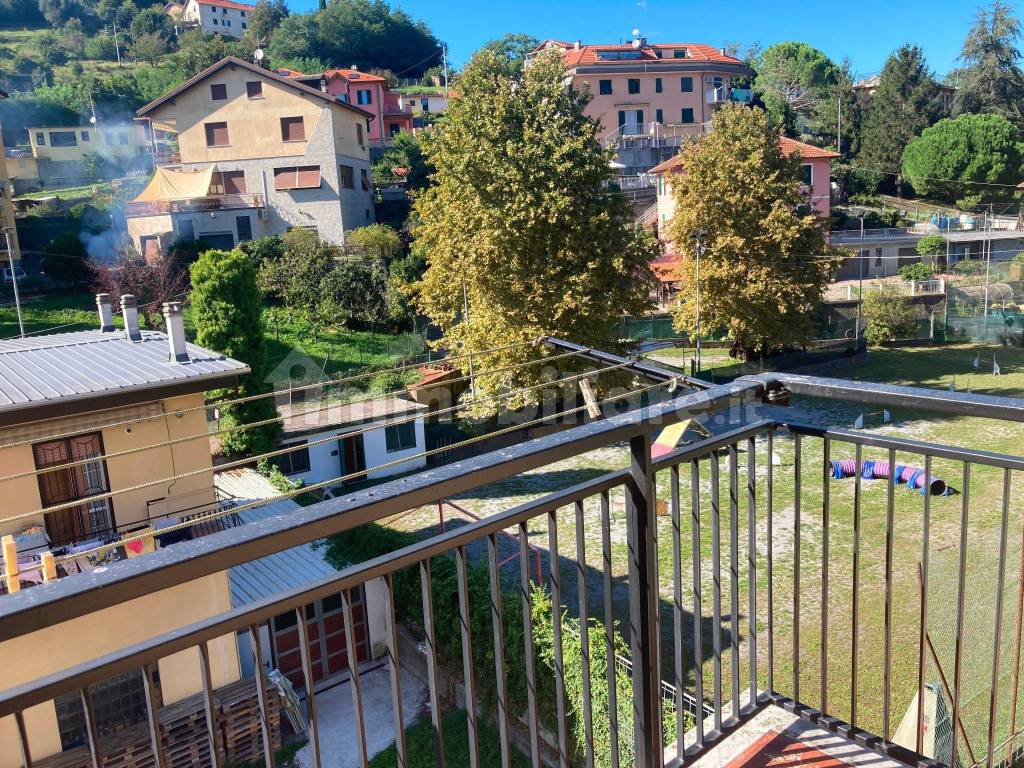 Affitto Appartamento Serra Riccò. Trilocale in via Francesco Profumo ...