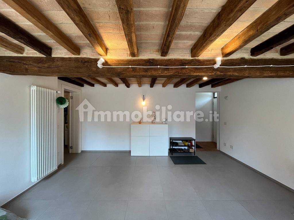 Salone