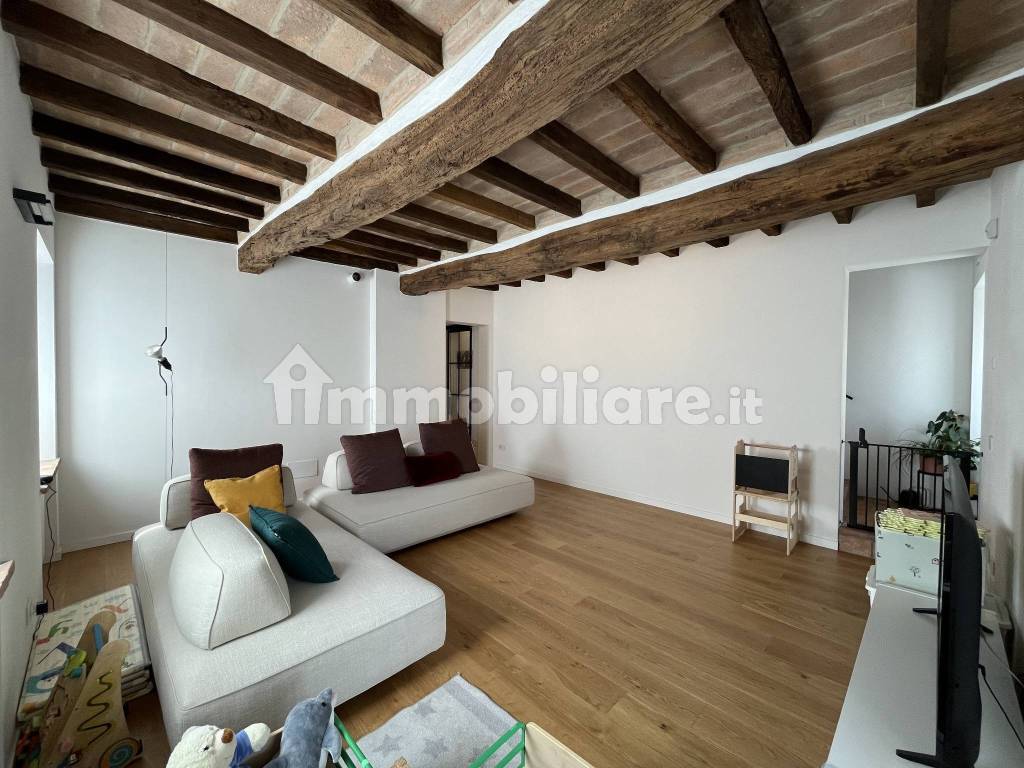 Salone