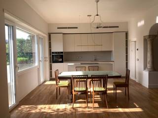 3-room flat viale Santi Pietro e Paolo 30, Eur, Rome