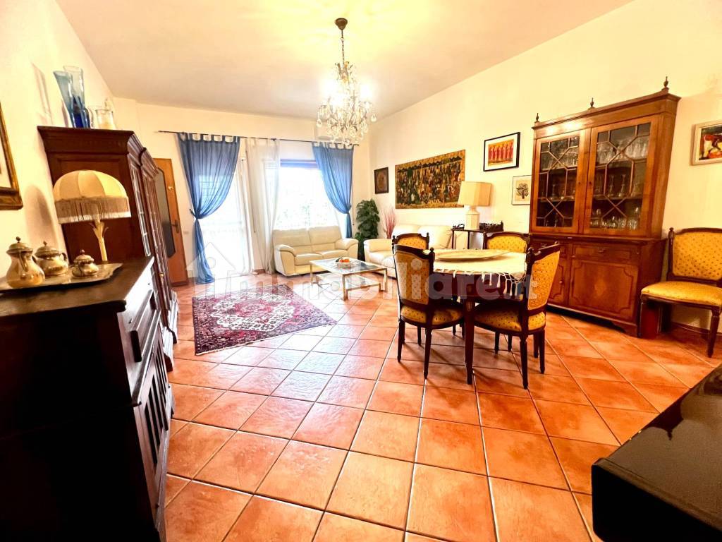 Salone