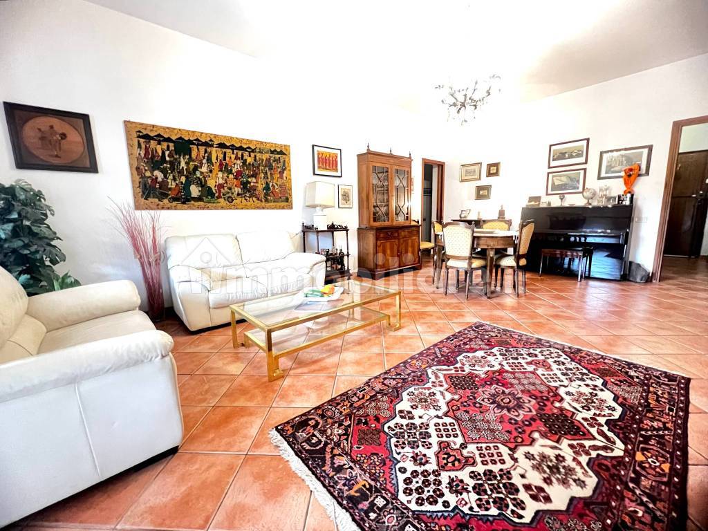 Salone