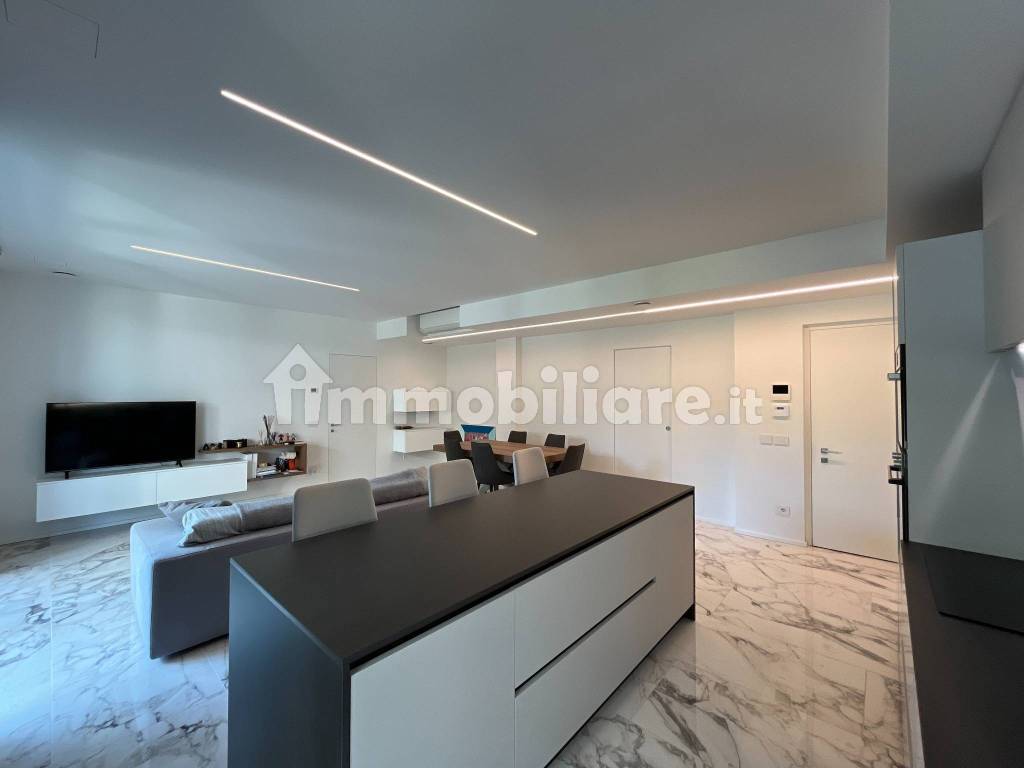 Salone