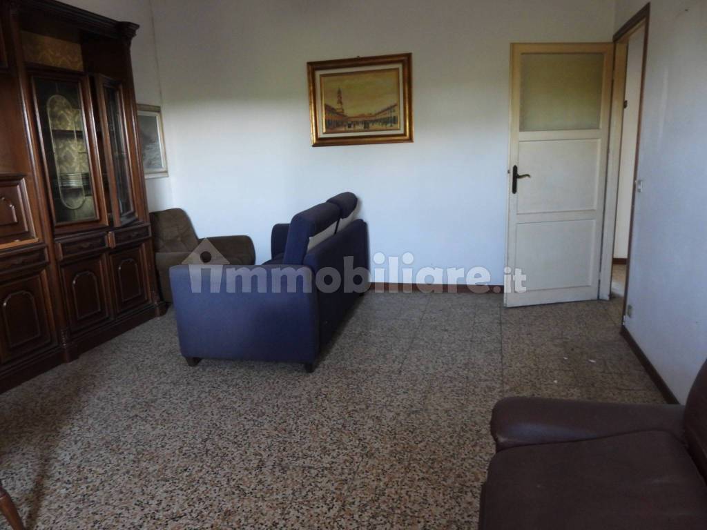 Salone