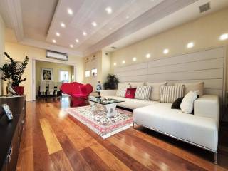 4-room flat via Francesco Crispi 34C, Libertà, Bari