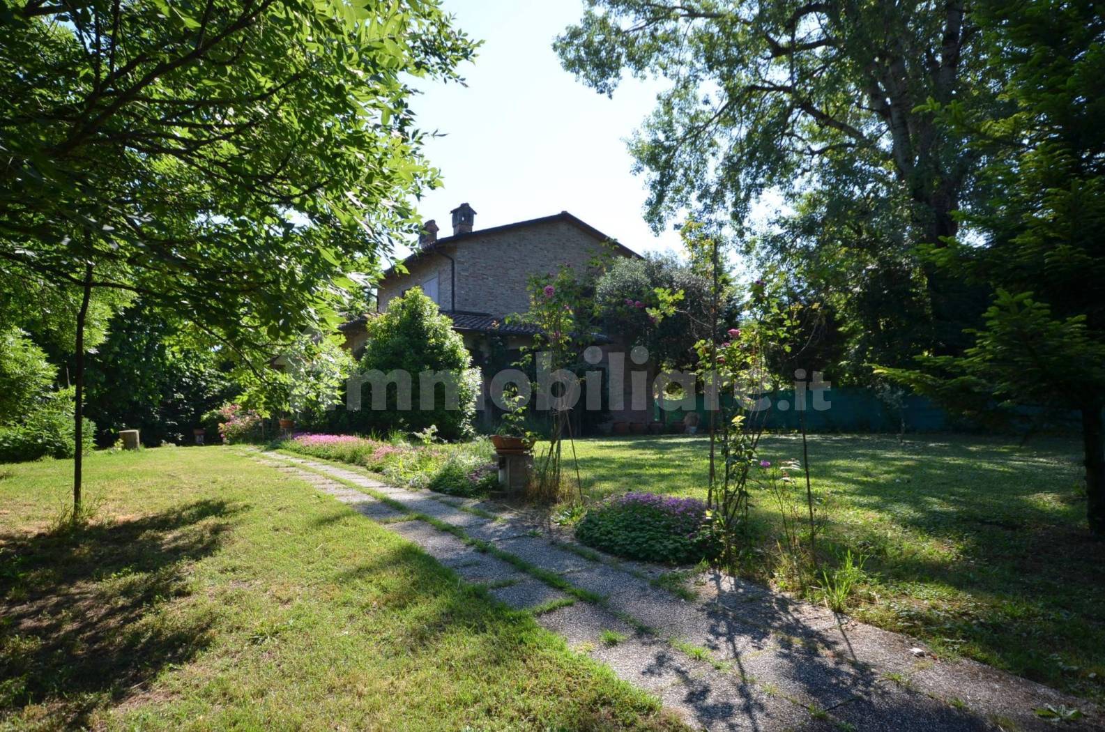 Villa in vendita a Valsamoggia