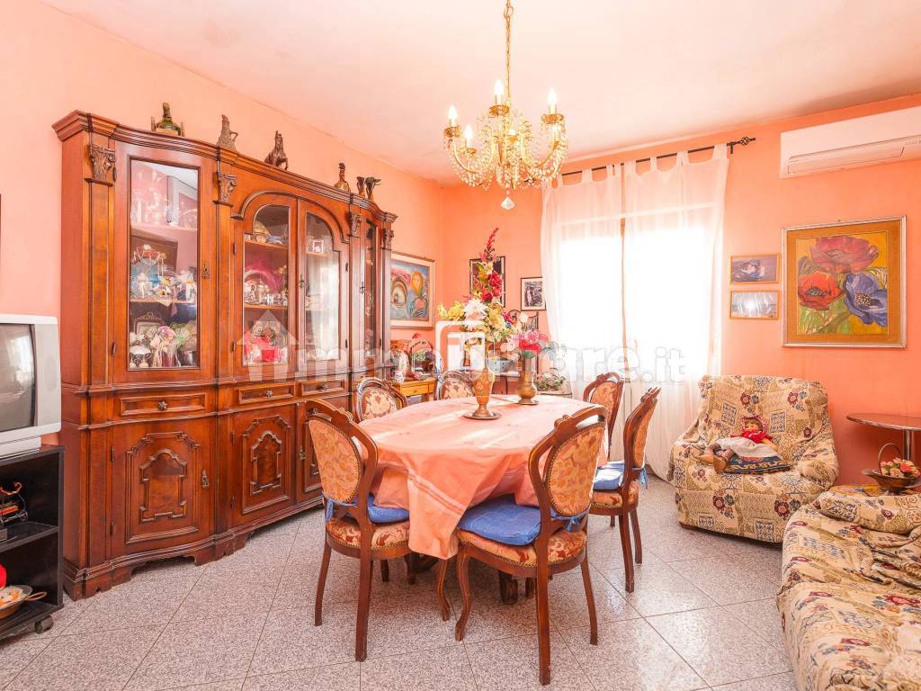 Salone
