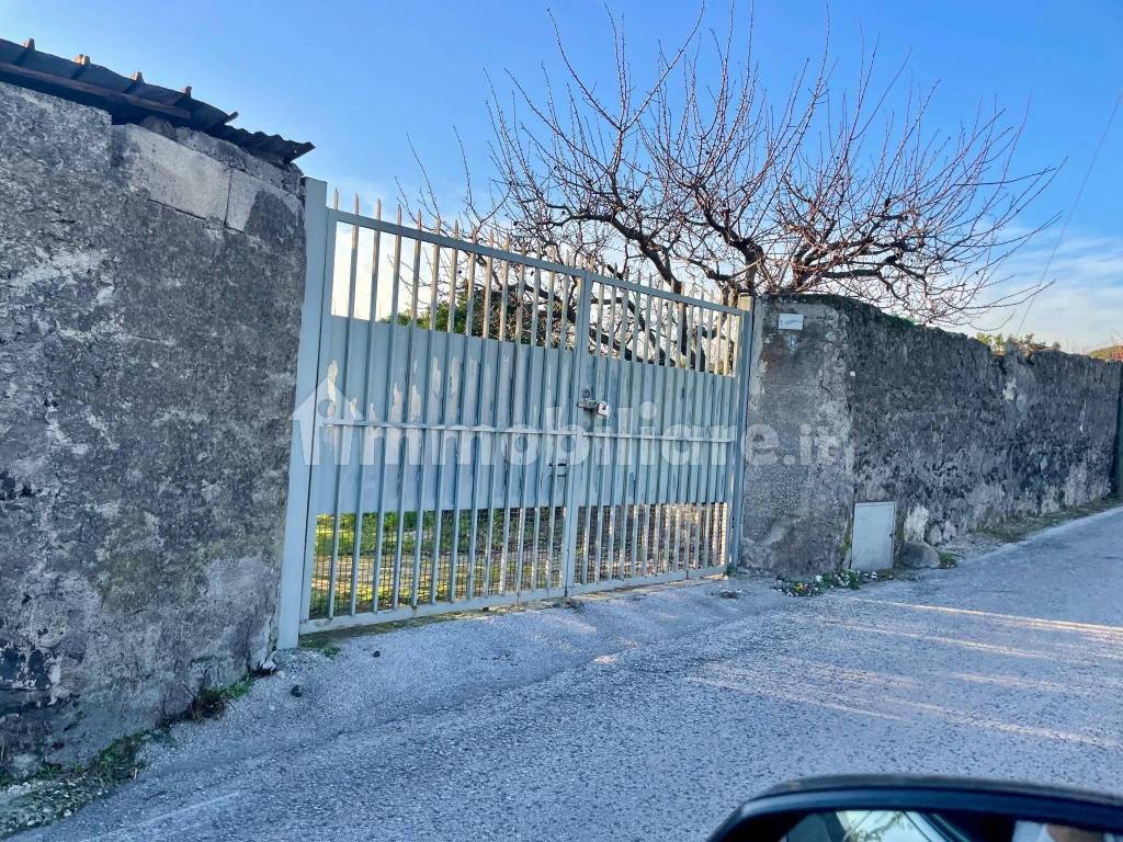 Terreno agricolo via Viuli 10, Torre del Greco, rif. 112382949 ...
