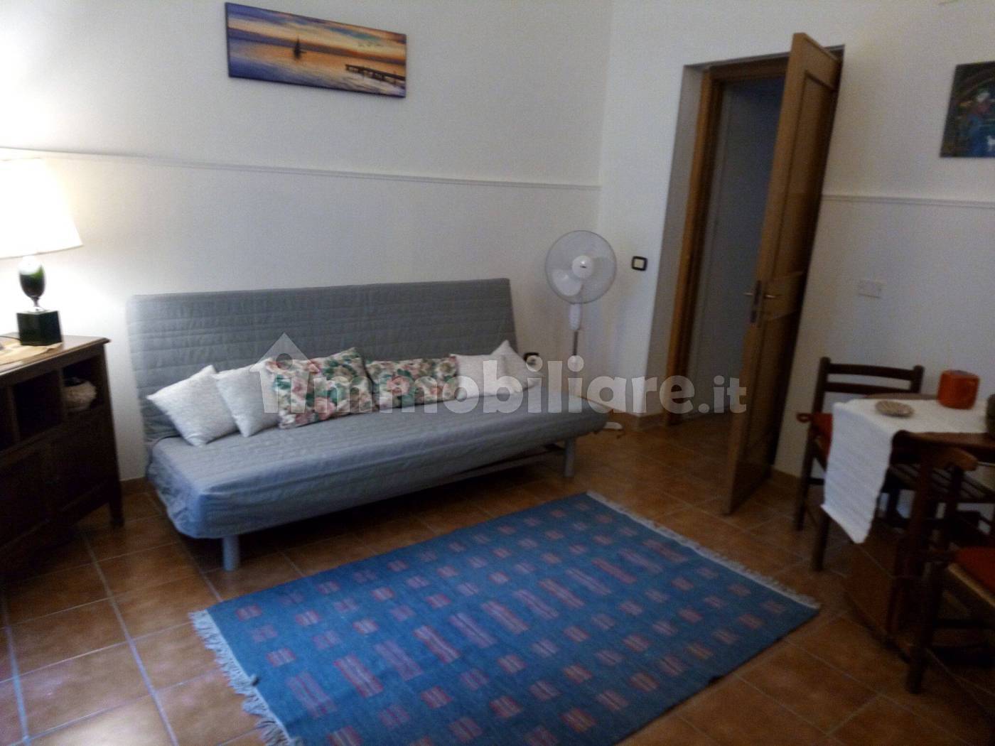 Palazzo - Edificio in affitto a Catania