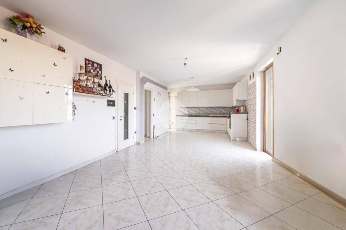 Appartamento in vendita a Lavagno