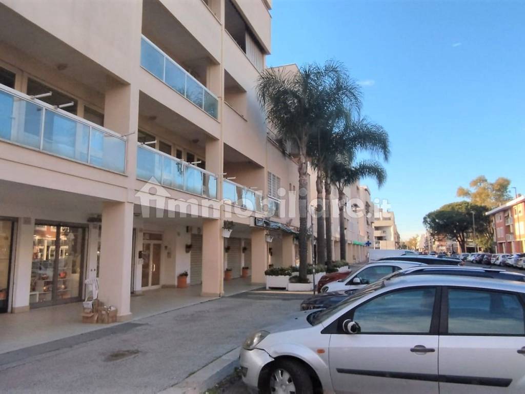 Appartamento via Cesare Maccari, Acilia, Roma