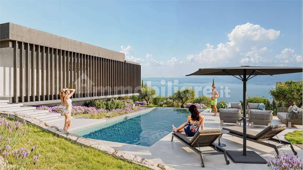 Appartamento in vendita a Torri del Benaco