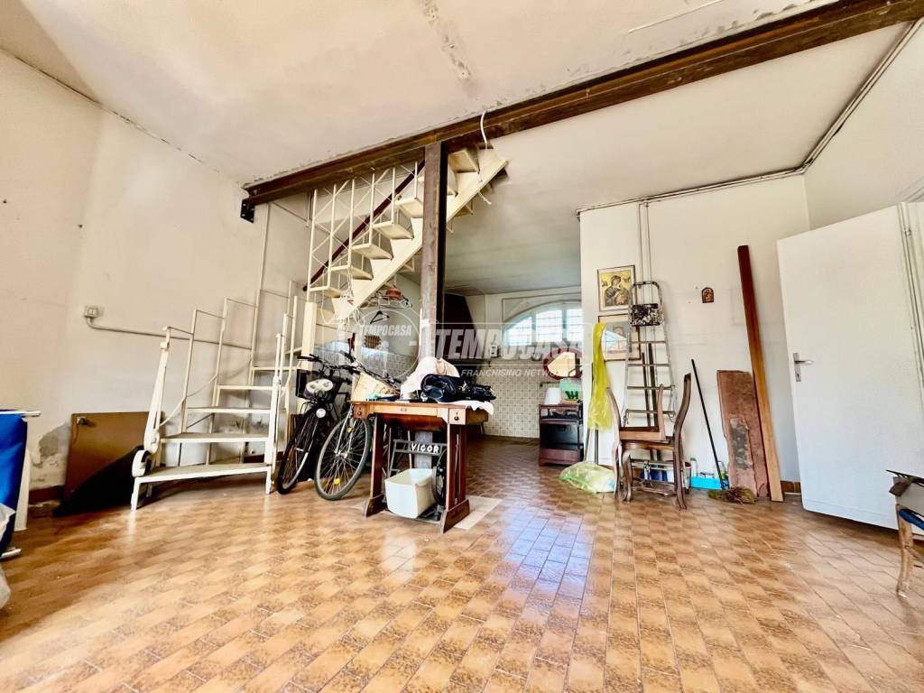 Interno non residenziale