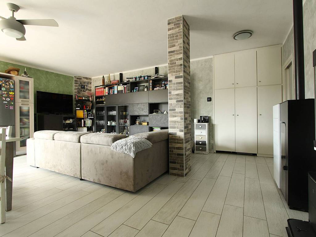 Salone