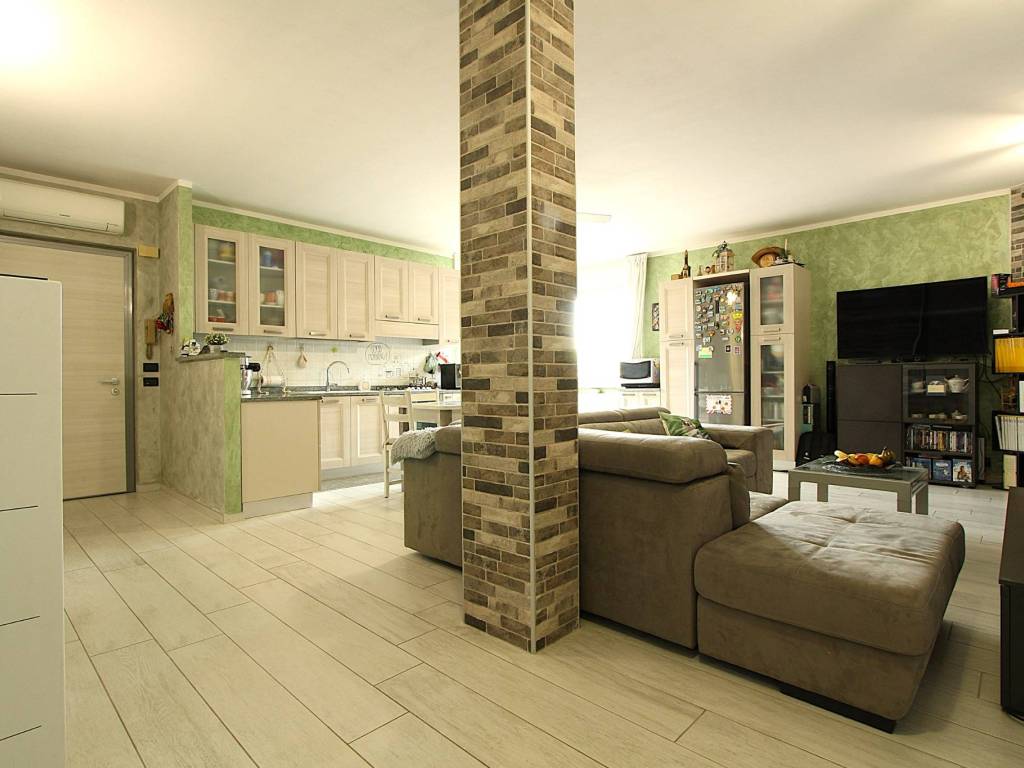 Salone