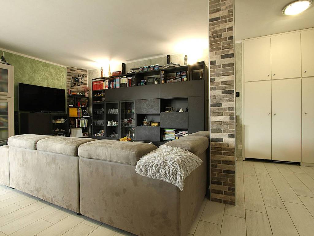 Salone