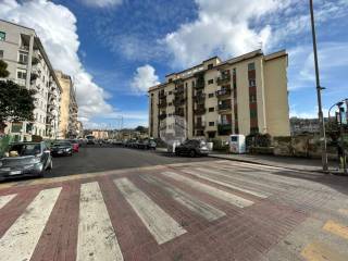 3-room flat via Diocleziano 146, Fuorigrotta, Naples
