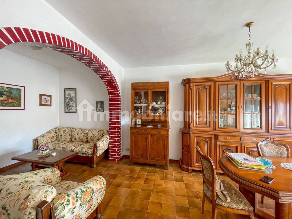 Salone