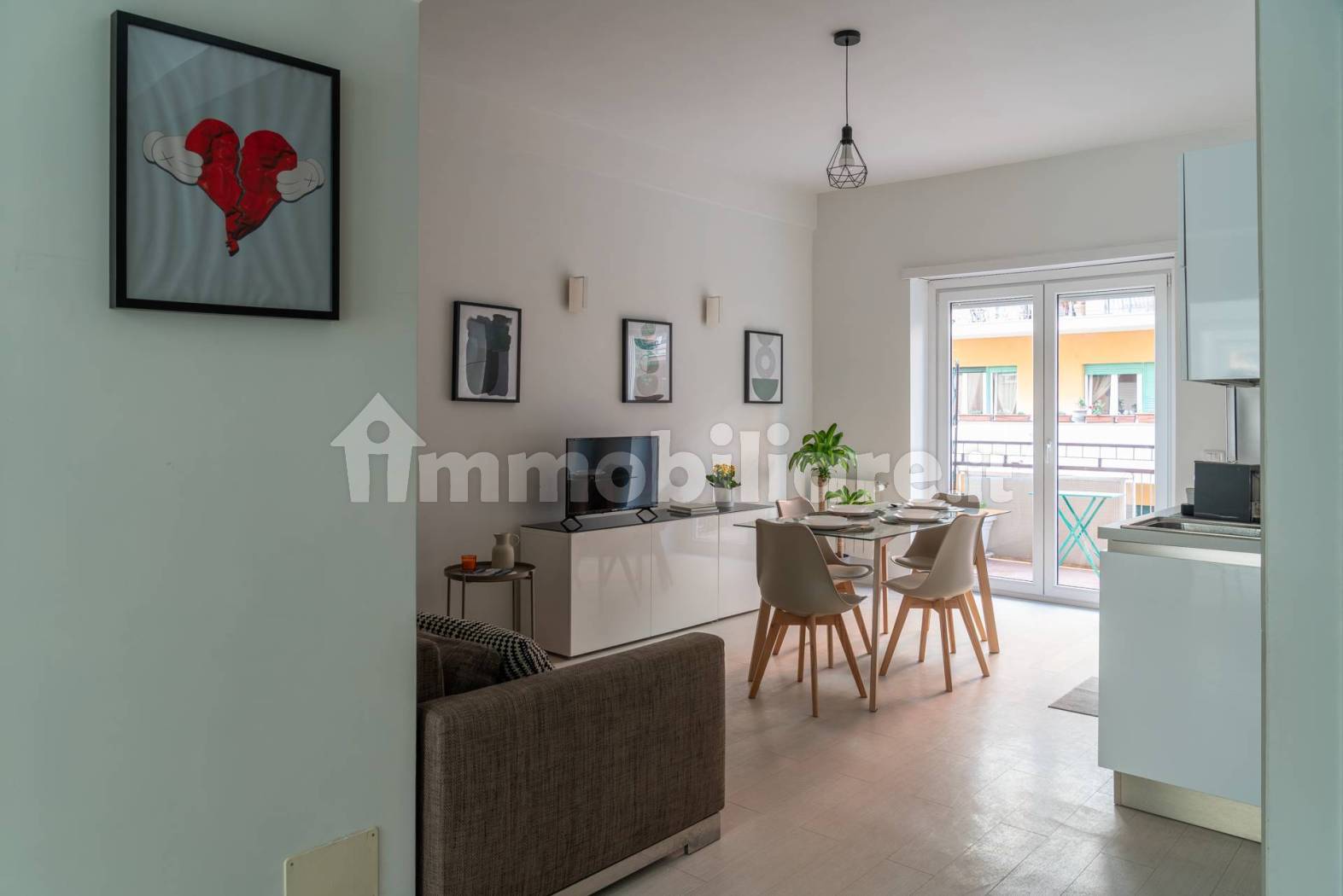 Appartamento in vendita a Roma