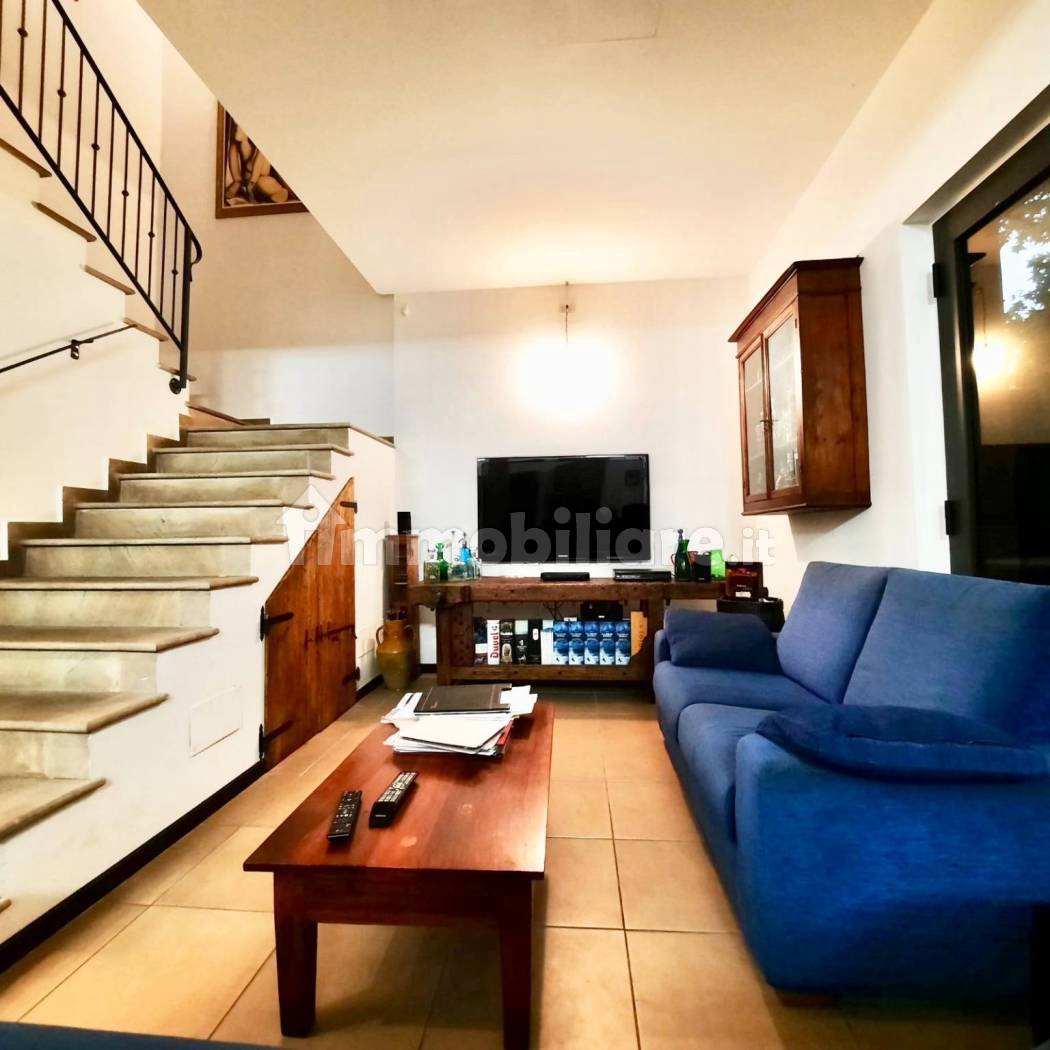 Appartamento in vendita a Cascina