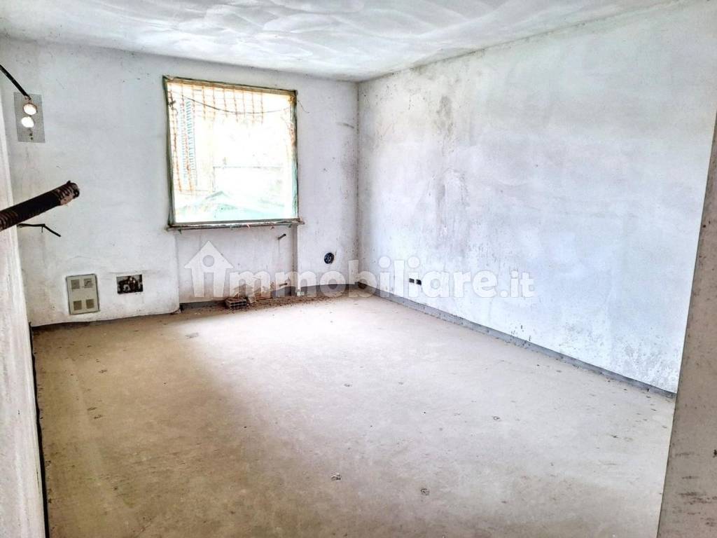 Stanza non arredata