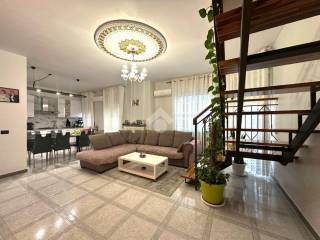 Salone