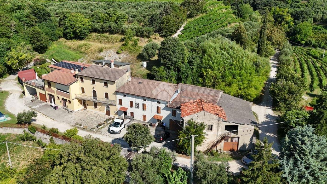 Rustico - Casale in vendita a Tregnago