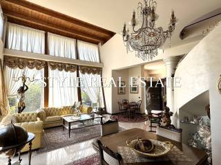 Salone