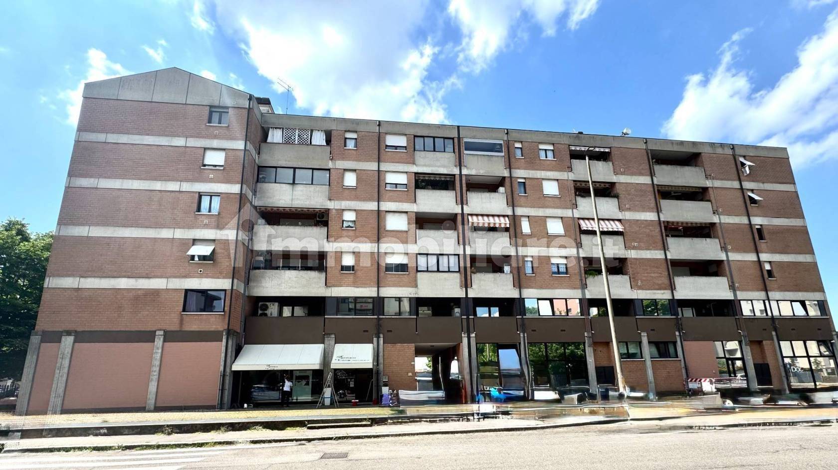 Appartamento in vendita a Verona