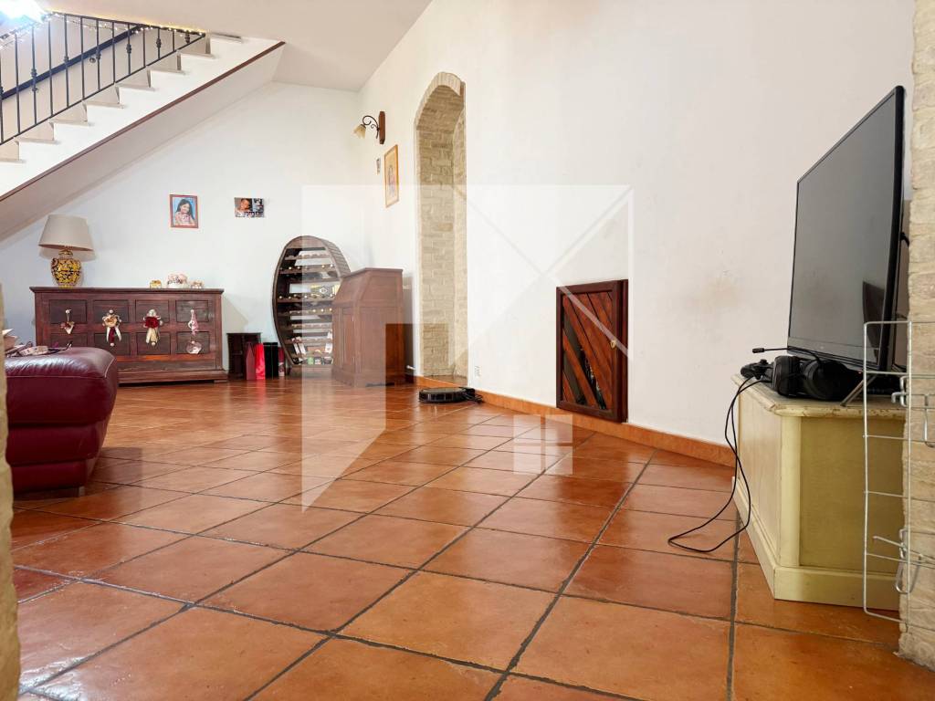 Salone