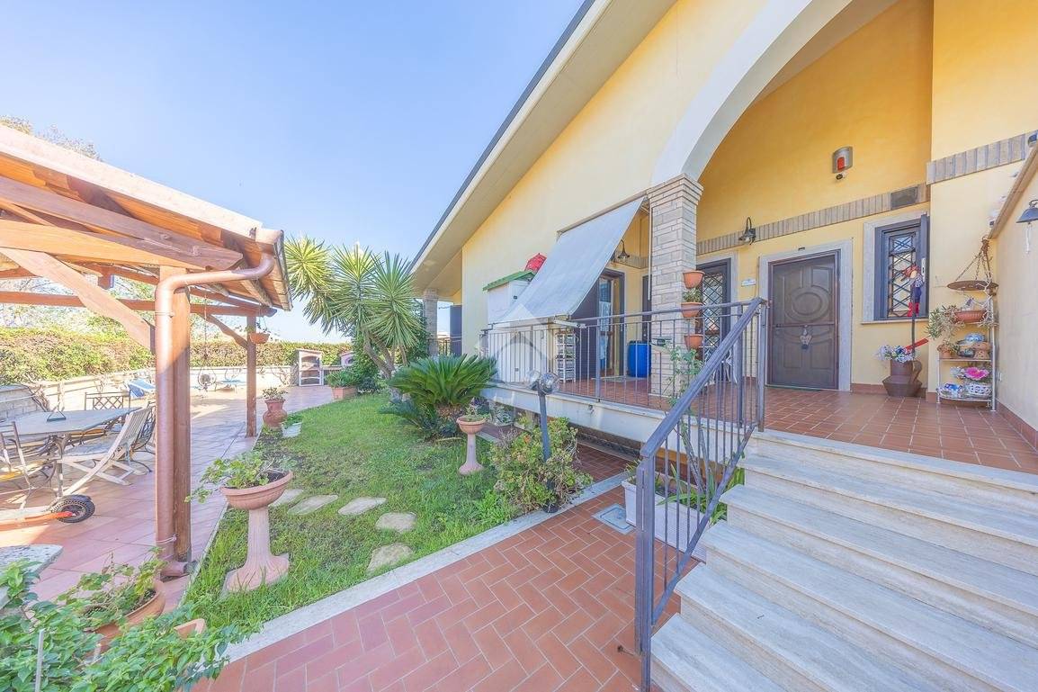 Villa in vendita a Roma