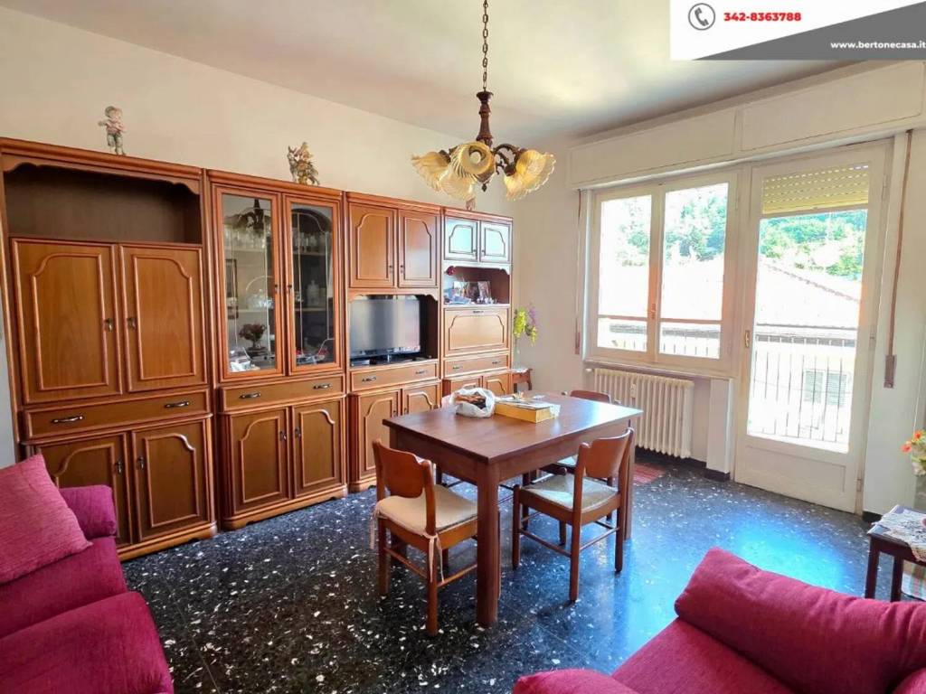 Vendita Appartamento Altare. Quadrilocale in via Roma 34A. Quinto piano ...