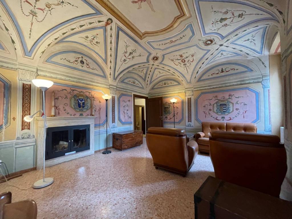 Salone