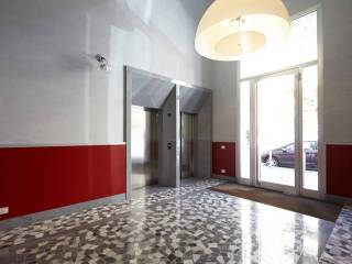 Trilocale via Trezzo d'Adda 9, Solari, Milano