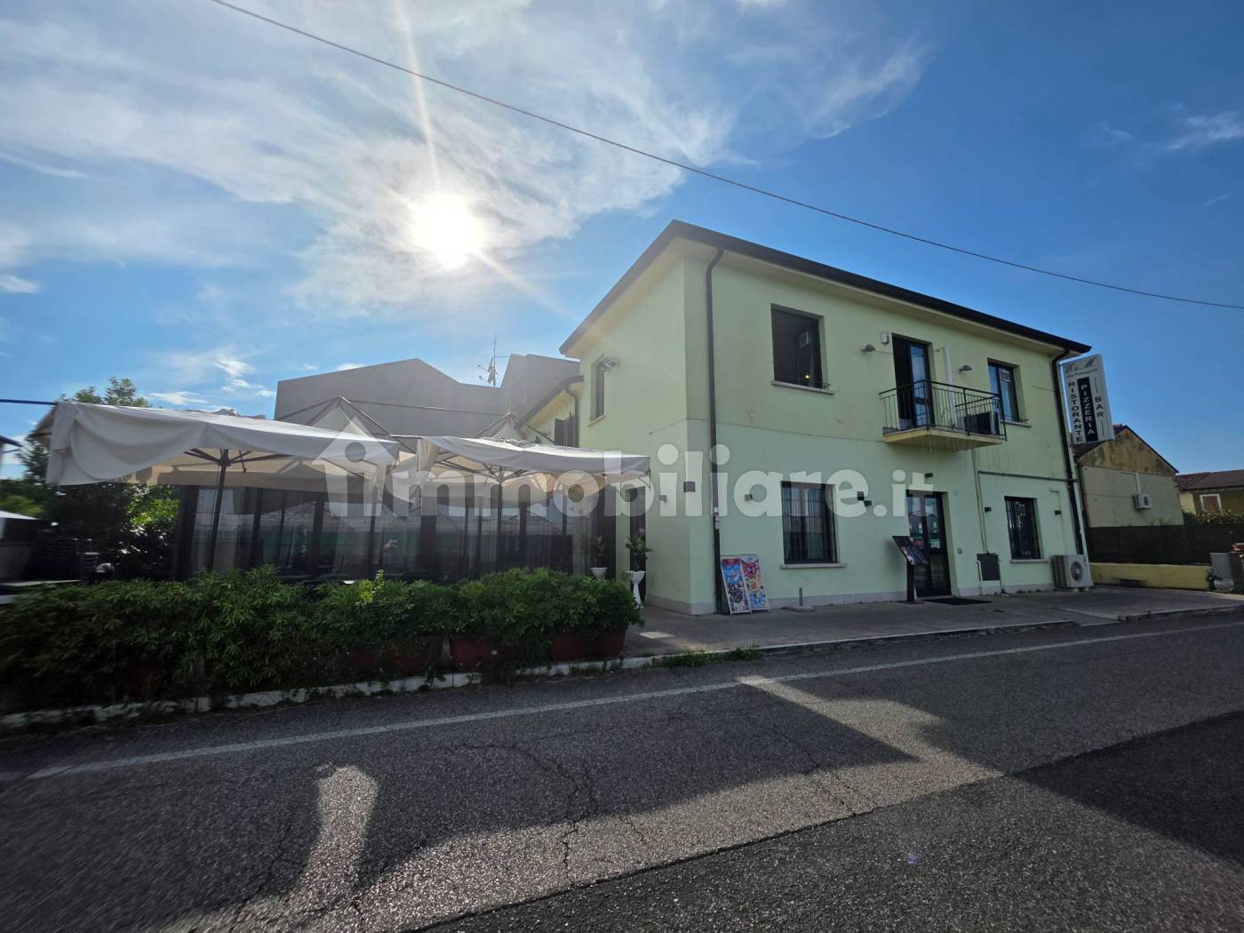 Casa indipendente in vendita a Verona