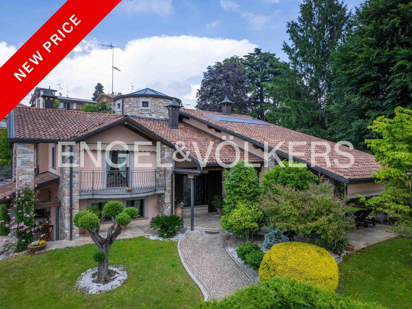 Villa in vendita a Oggiona con Santo Stefano